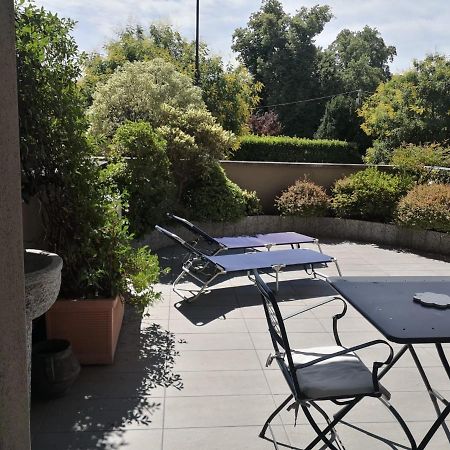 Alpi Giulie Apartment Verbania Bagian luar foto