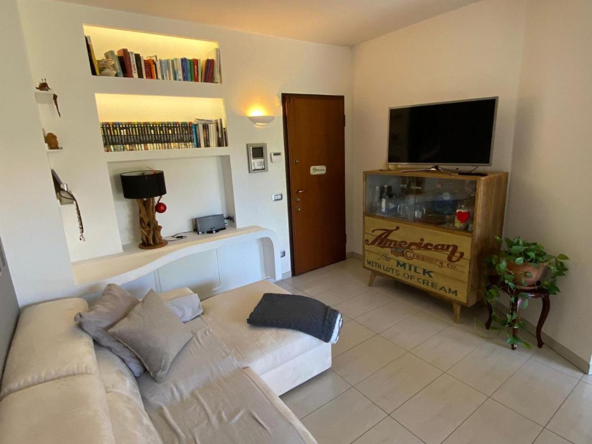 Alpi Giulie Apartment Verbania Bagian luar foto