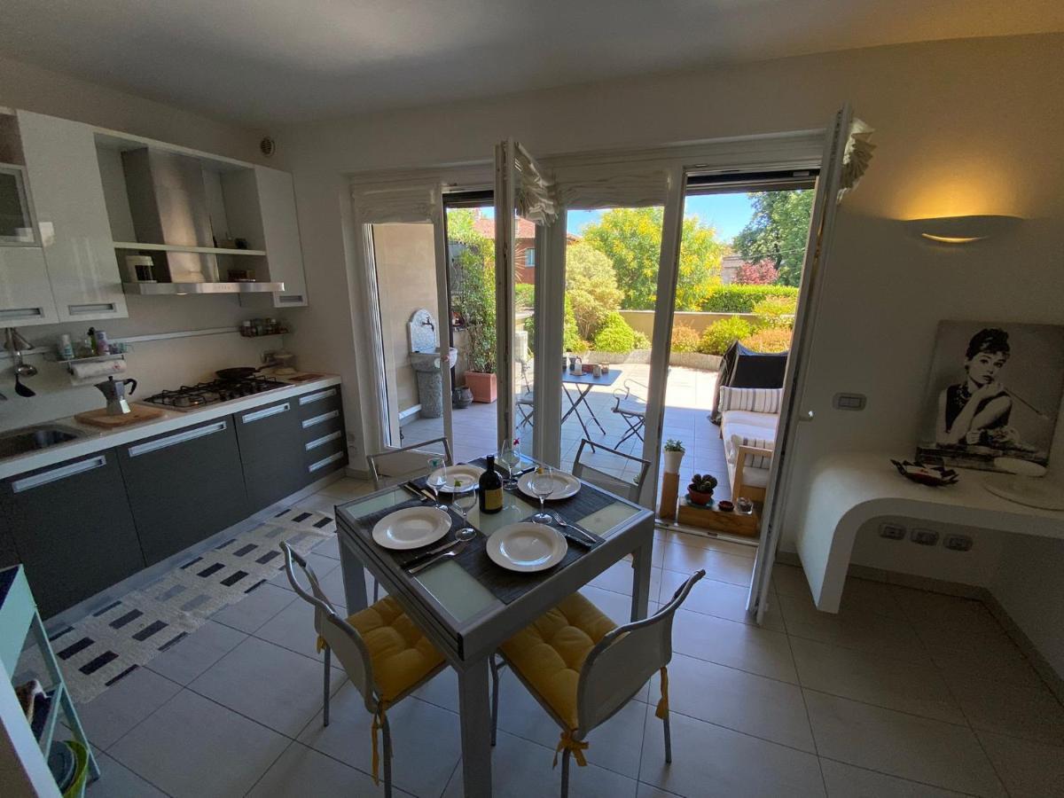 Alpi Giulie Apartment Verbania Bagian luar foto
